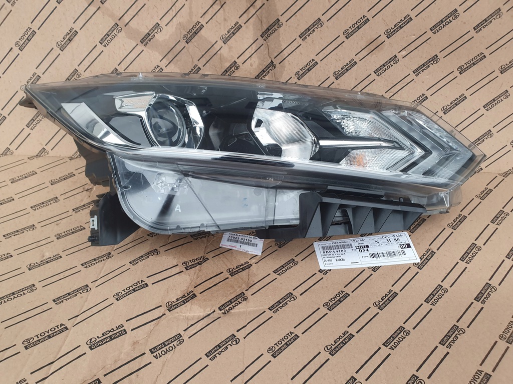 NISSAN QASHQAI J11 FULL LED ПРЕДЕН ФАР десен КРИК БГ