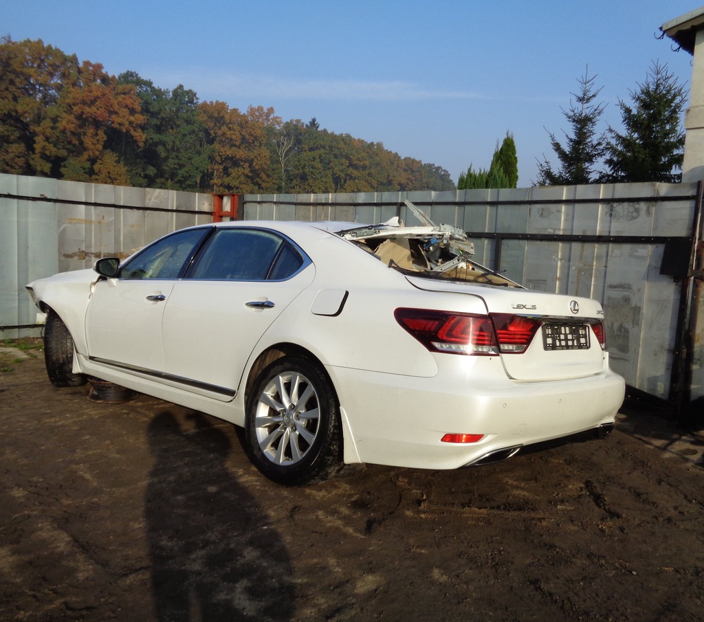 ЕКРАН ДИСПЛЕЙ ТВ МОНИТОР LEXUS LS LS460L 12-17 Product image