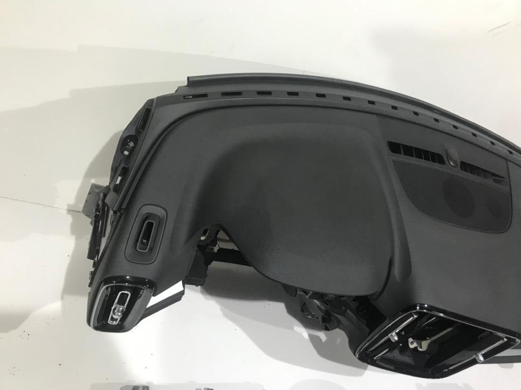 VOLVO XC 40 BOARD AIRBAG КОНЗОЛА ВЪЗГЪЛНИЧЕН КОЛАН Product image