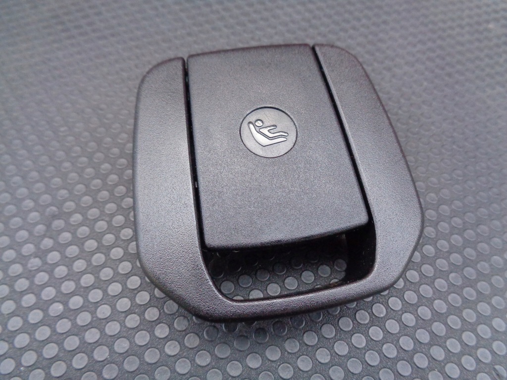 BMW E81 E87 E90 E91 ISOFIX КАПАК ЧЕРЕН КАПАК Product image