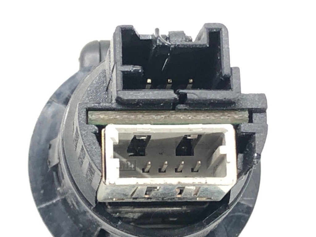 USB КОНСУЛТ PEUGEOT 508 I 96645227XT 10-18 Product image