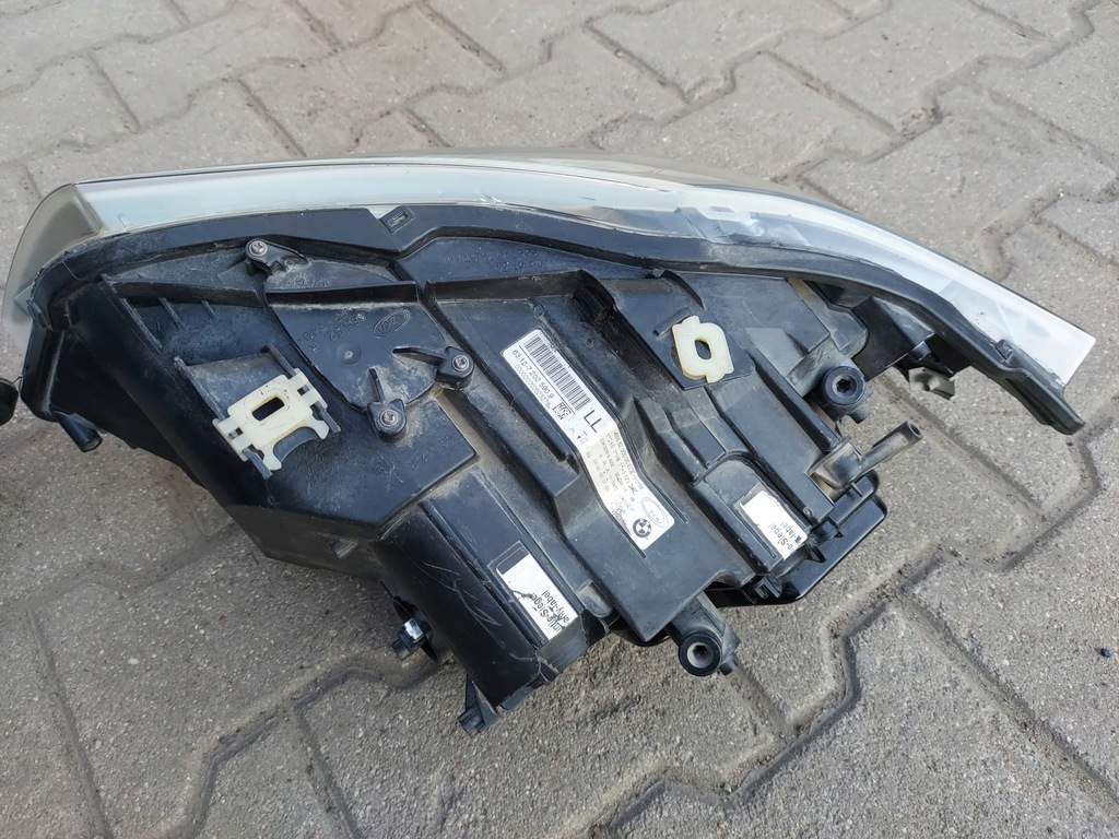 BMW E90 E91 lift LCI ксенонова торсионна лампа динамична Product image