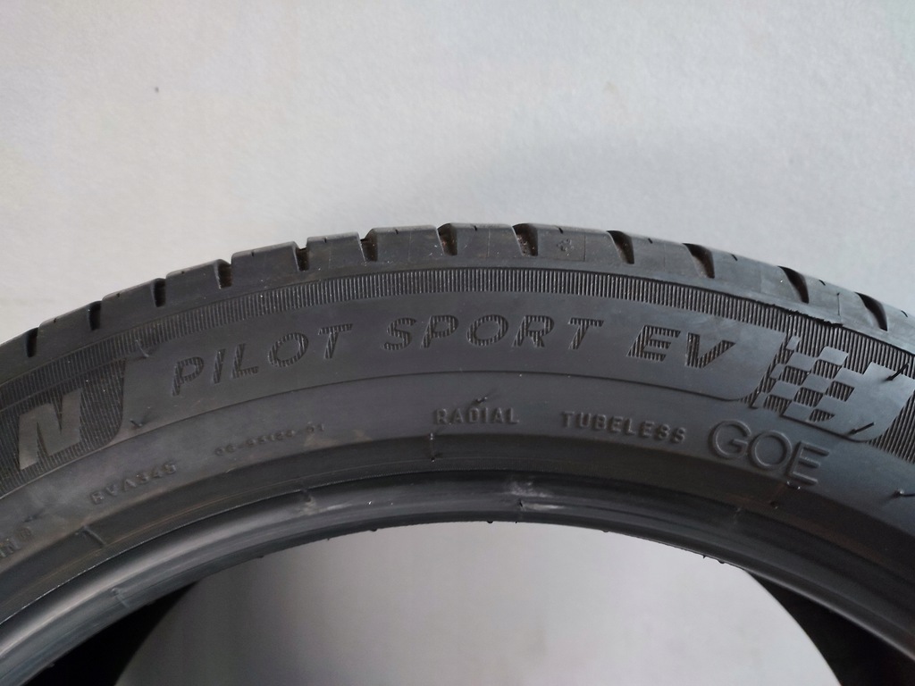 1X ЛЯТНА ГУМА MICHELIN PILOT SPORT EV 255/45/20 Product image