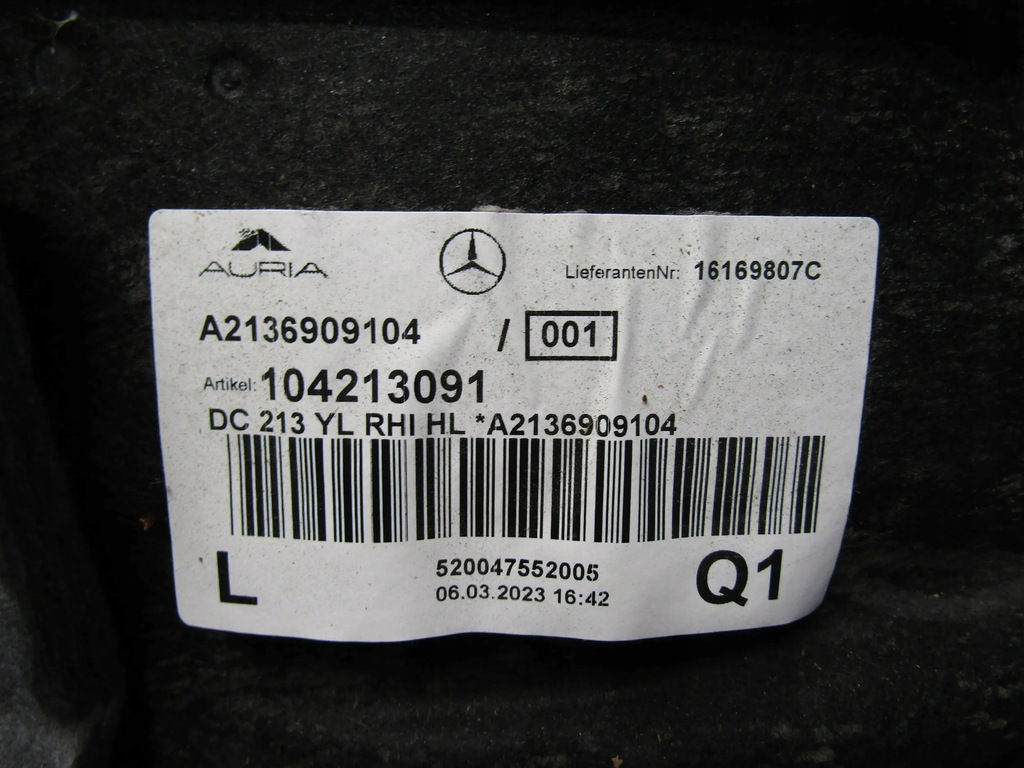 Mercedes E W213 задна лява арка A2136909104 Product image