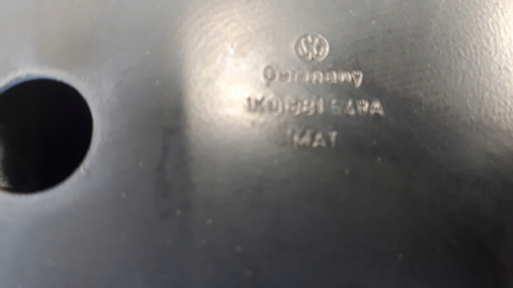 1k0831548a греда на вратата предна дясна vw golf v Product image