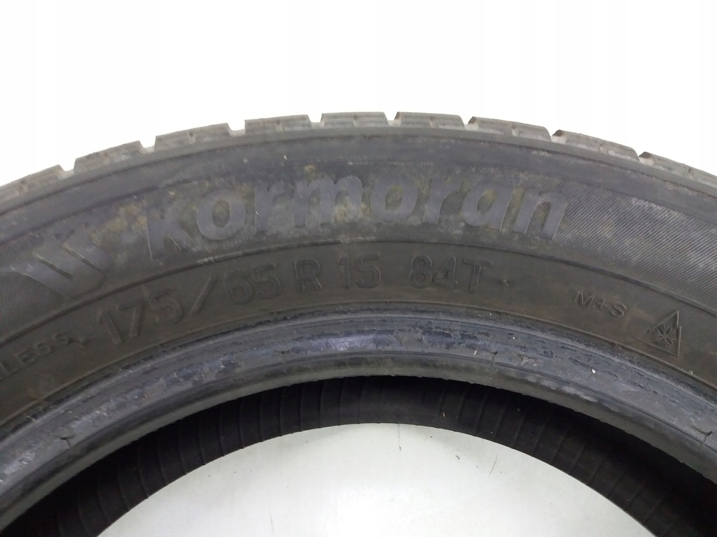 1x 175/65/15 175/65R15 Kormoran Snowpro B2 зимни Product image