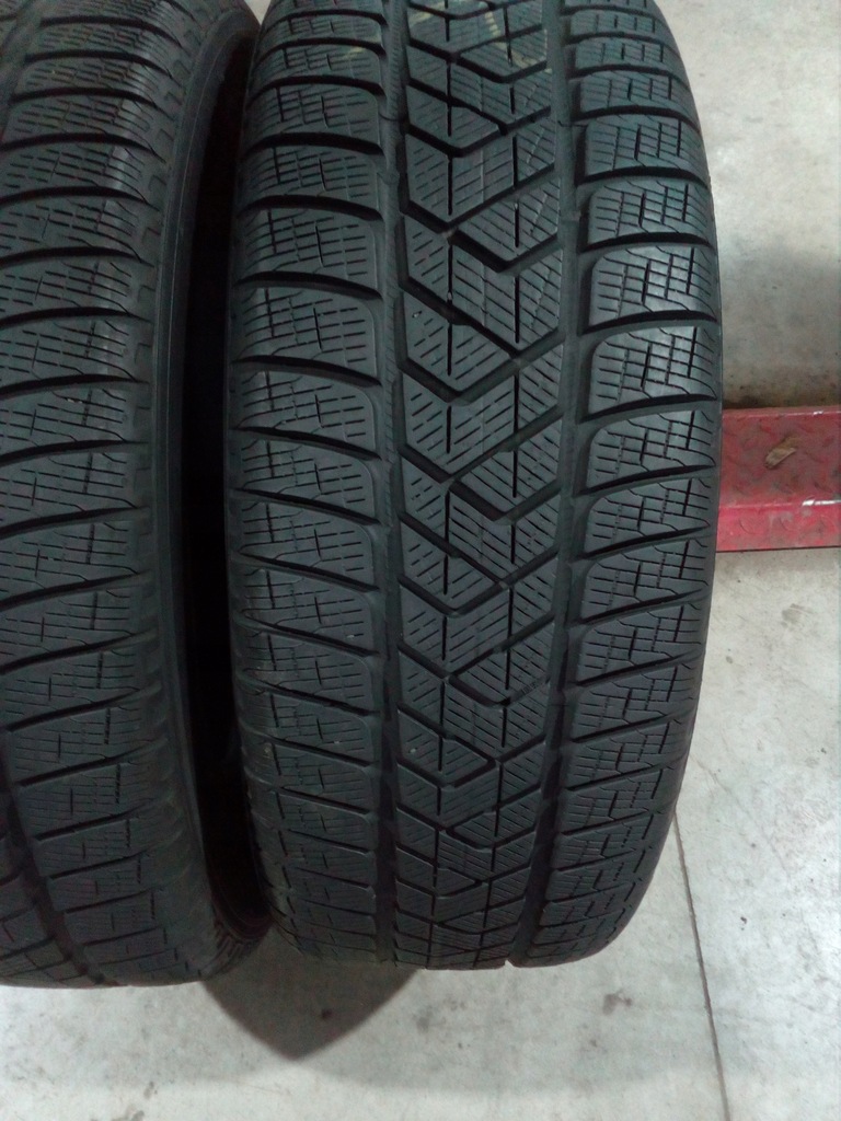 2 БР. 235/65R17 PIRELLI SCORPION WINTER 6MM!! 2022R. Product image