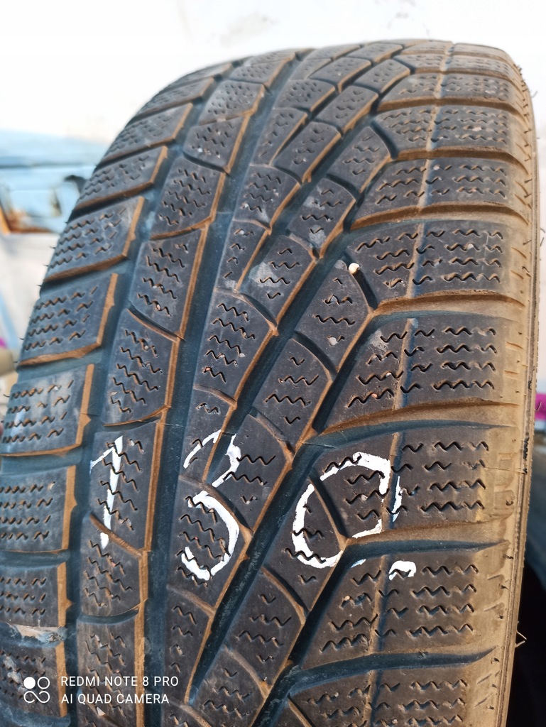 Гума Pirelli Winter 210 SottoZero 205/40R17 84H 5.1mm Product image