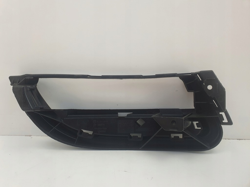 РЕШЕТКА ЗА броня ПРЕДНА ЛЯВА BMW E82 E88 7178711 Product image