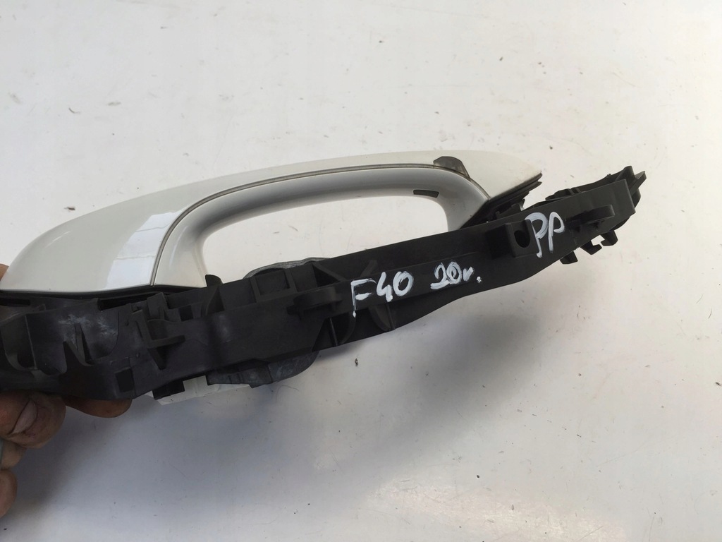 BMW 1 F40 2020 ДРЪЖКА НА ВРАТА ПРЕДНА ДЯСНА 9881778 Product image