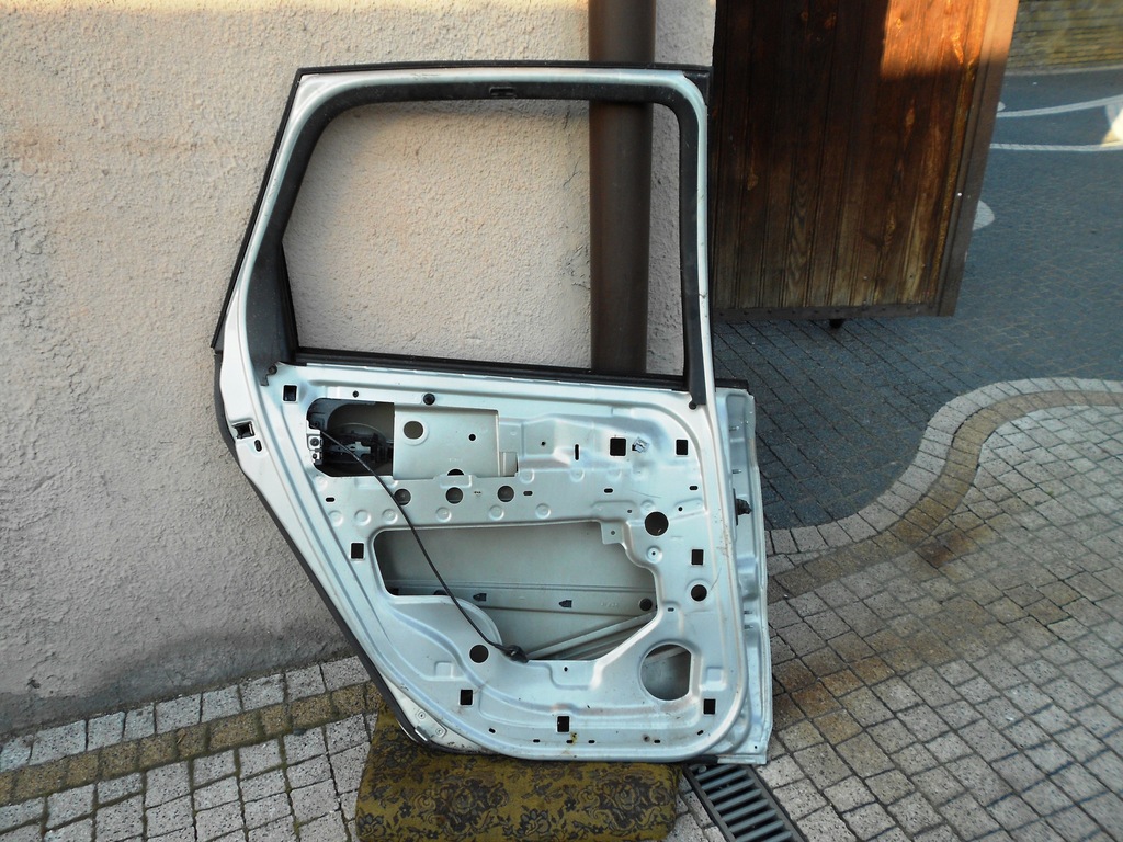 Задна лява врата Renault Scenic II TEA19 Product image