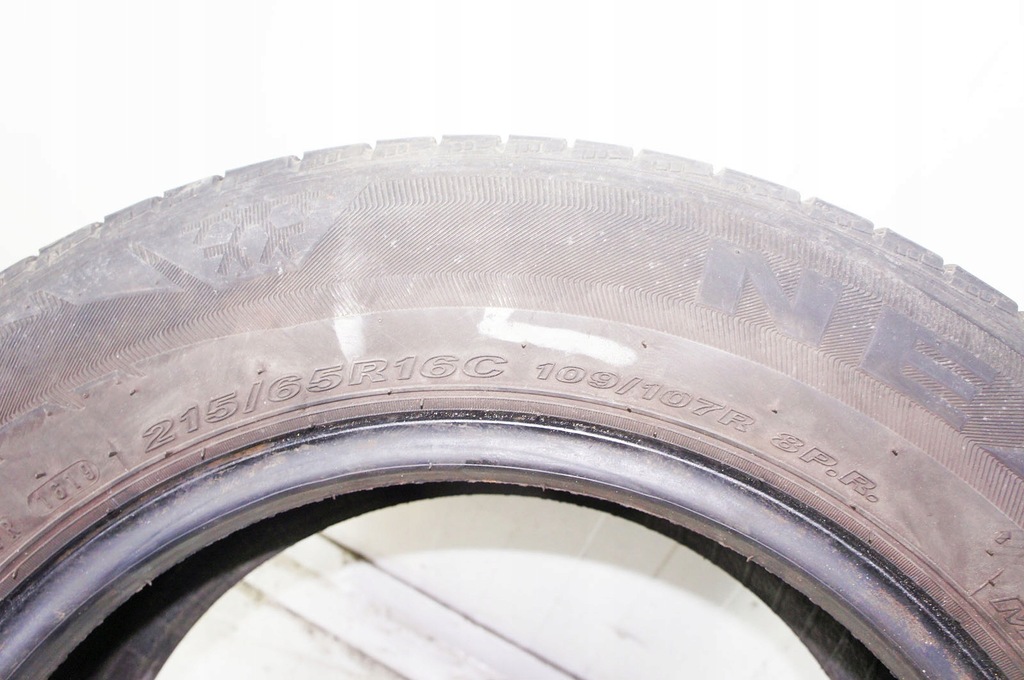 QA036 Mercedes Sprinter W906 $ Гума Nexen Winguard WT1 215/65R16 19R Product image