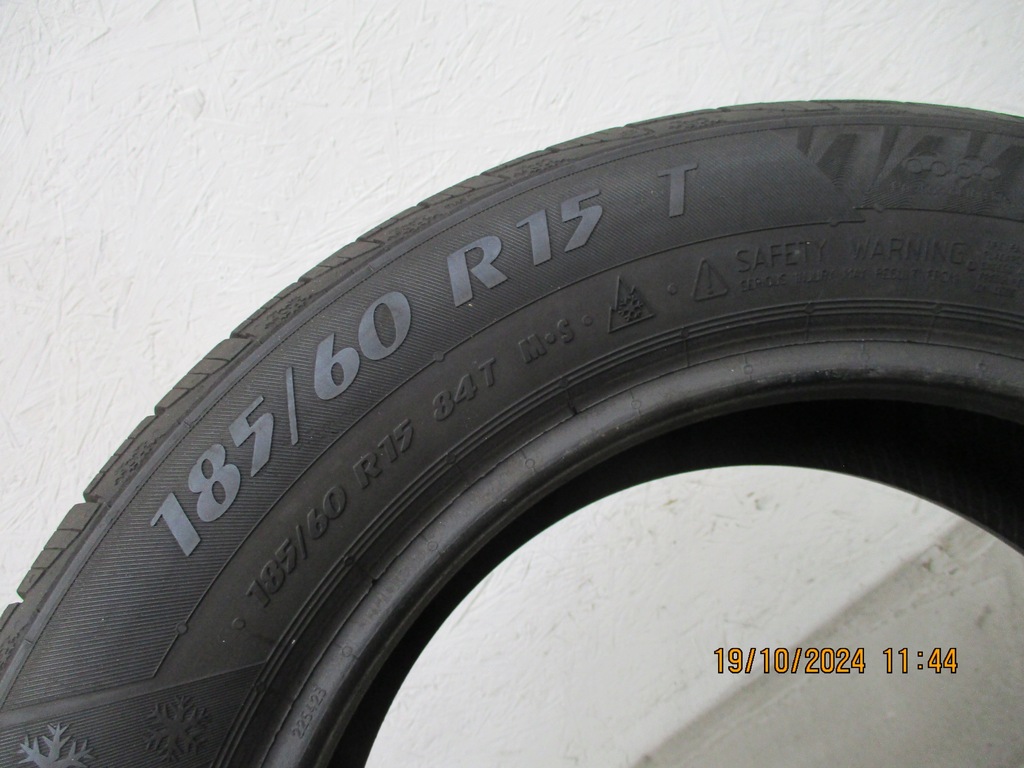 185/60R15 Matador Sibir Snow MP92 5.8 мм Product image