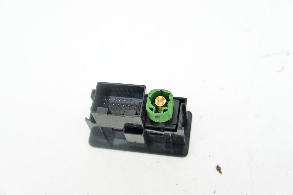 RF270 Seat Leon III FR гнездо USB порт 5F0035222C 5Q0035736 Product image