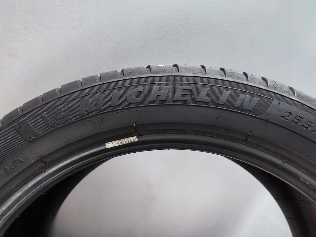 1X ЛЯТНА ГУМА MICHELIN PILOT SPORT EV 255/45/20 Product image