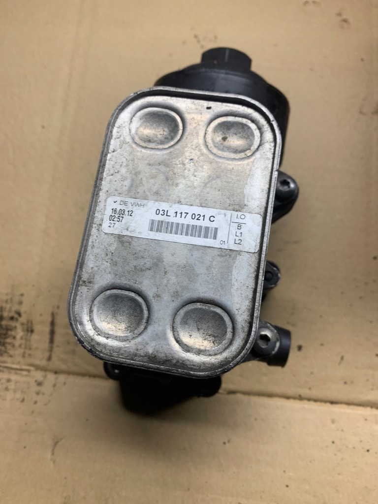 VW B7 AUDI SKODA 2.0 ОСНОВЕН КОРПУС МАСЛЕН ФИЛТЪР 03L115389C 03L117021C Product image