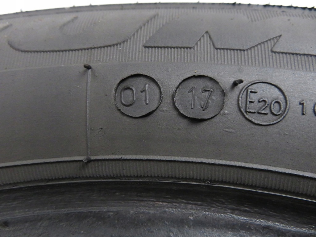 175/65R15 ЗИМНА ГУМА Targum Winter AZ 84T Product image